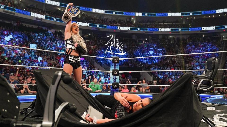 又一组合惊喜重返WWE<strong></p>
<p>今合币</strong>，隆达罗西签约仪式现场“撒币”！